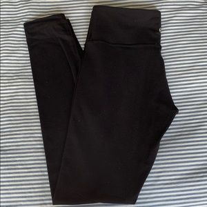 Lululemon leggings 🍋